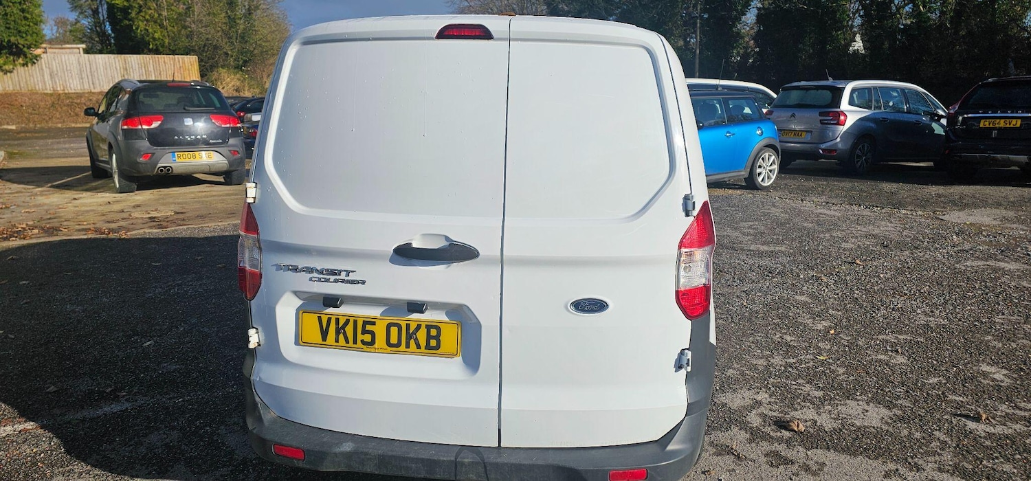 Used Ford Transit Courier 2015 for sale - 76700839: Photo 2
