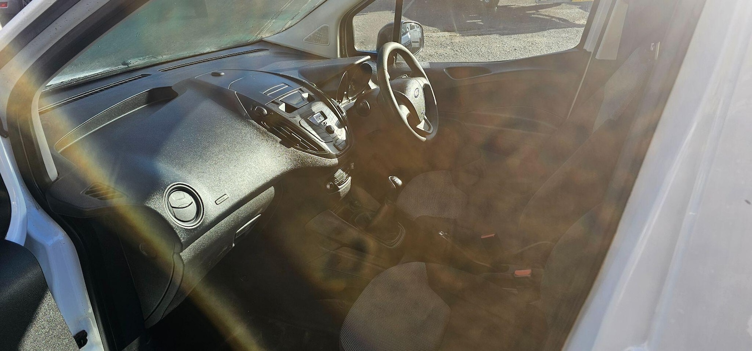 Used Ford Transit Courier 2015 for sale - 76700839: Photo 7