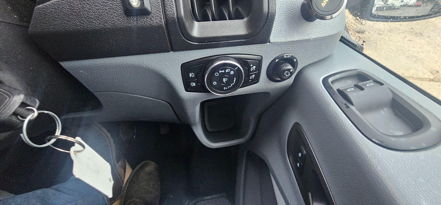 Used Ford Transit 2014 for sale - 76898926: Photo 25