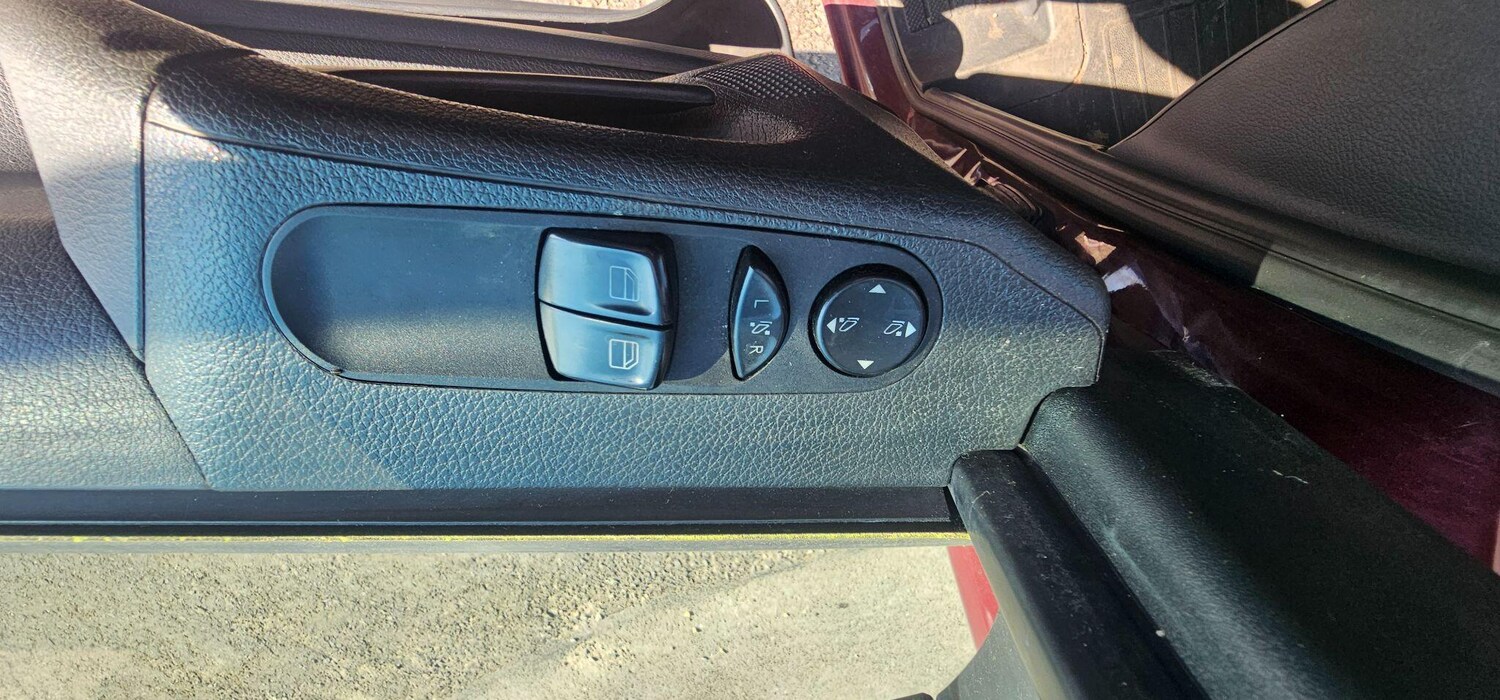 Used Mercedes-Benz Vito 2011 for sale - 77957021: Photo 14