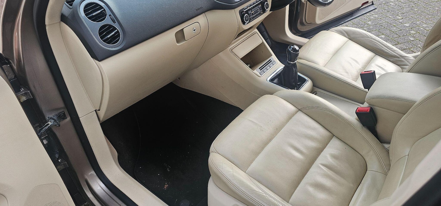 Used Volkswagen Tiguan 2011 for sale - 77882796: Photo 11