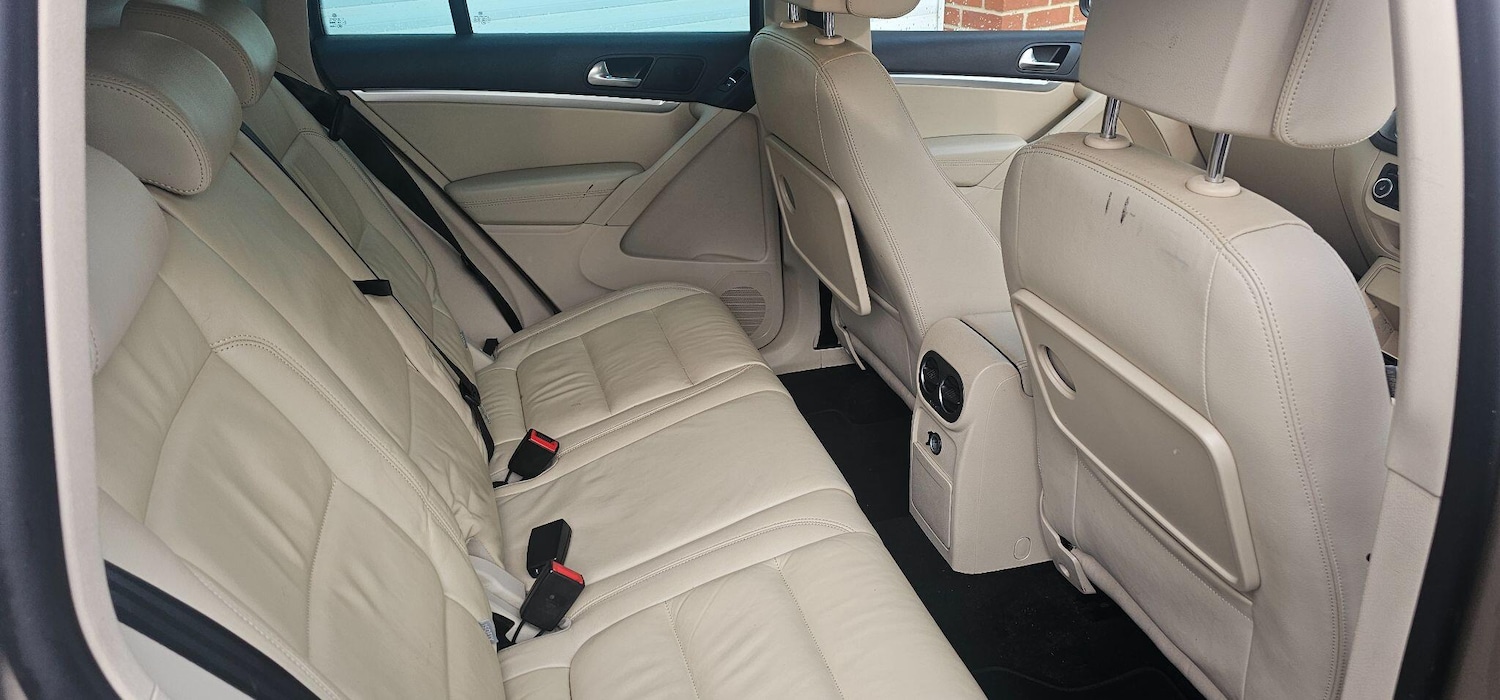 Used Volkswagen Tiguan 2011 for sale - 77882796: Photo 13