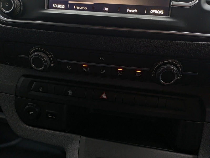 Used Vauxhall Vivaro 2020 for sale - 76578160: Photo 13