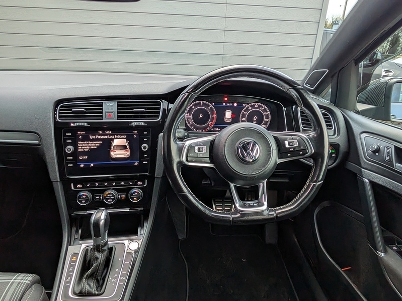 Used Volkswagen Golf 2019 for sale - 77172813: Photo 2