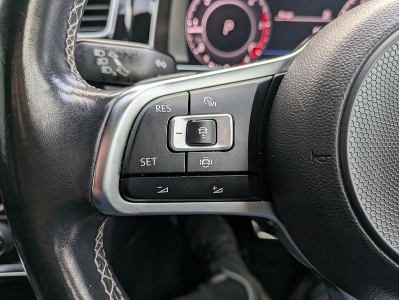 Used Volkswagen Golf 2019 for sale - 77172813: Photo 31