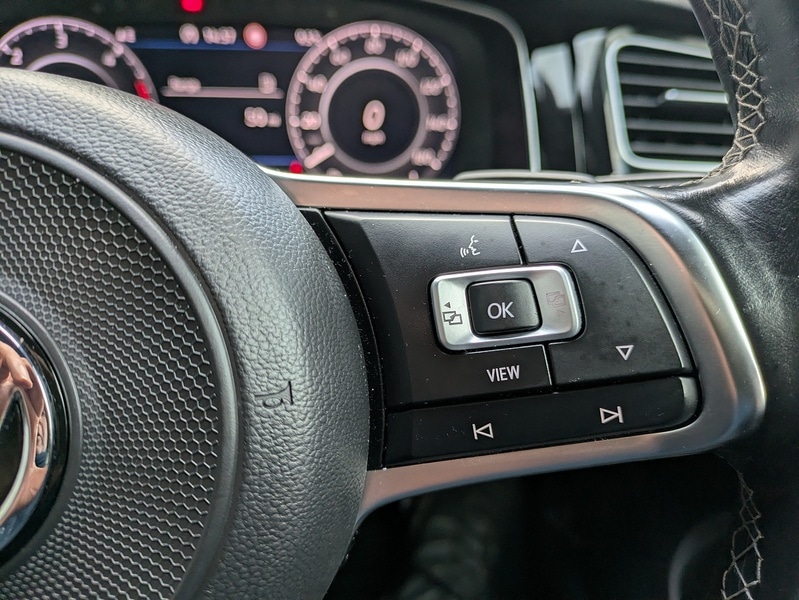 Used Volkswagen Golf 2019 for sale - 77172813: Photo 32