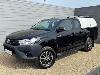 Toyota Hilux feature image