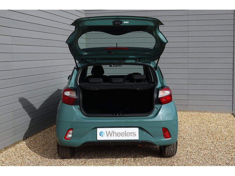 Used Hyundai i10 2023 for sale - 77873258: Photo 12