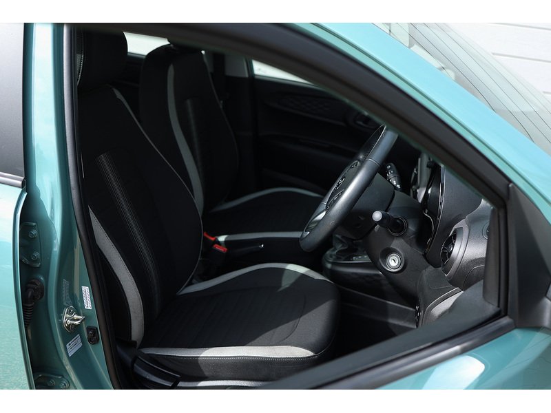 Used Hyundai i10 2023 for sale - 77873258: Photo 17