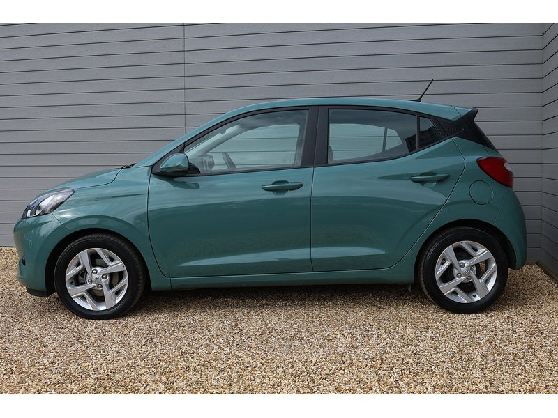 Used Hyundai i10 2023 for sale - 77873258: Photo 8