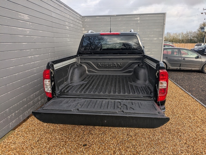 Used Nissan Navara 2017 for sale - 77617814: Photo 10