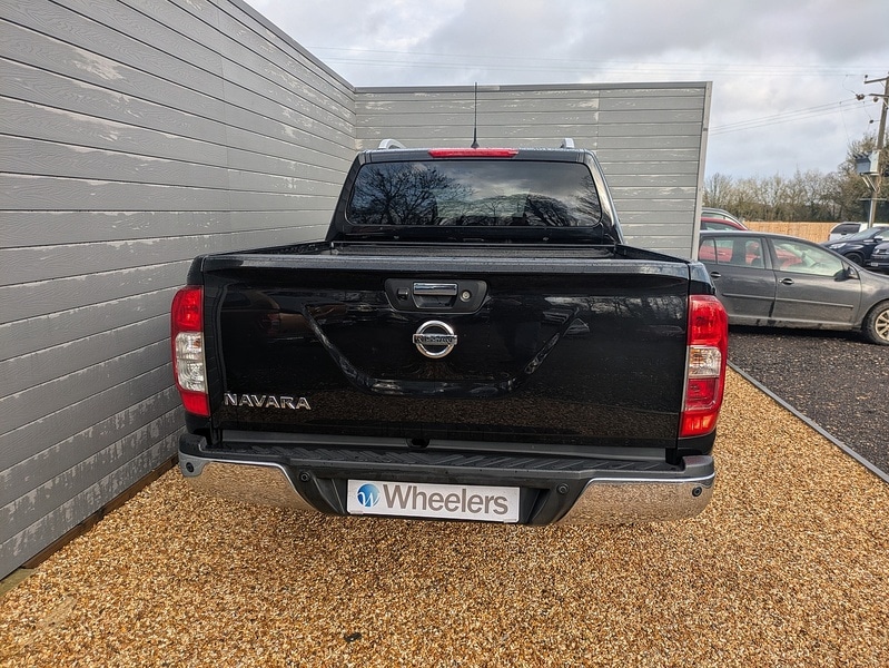 Used Nissan Navara 2017 for sale - 77617814: Photo 9