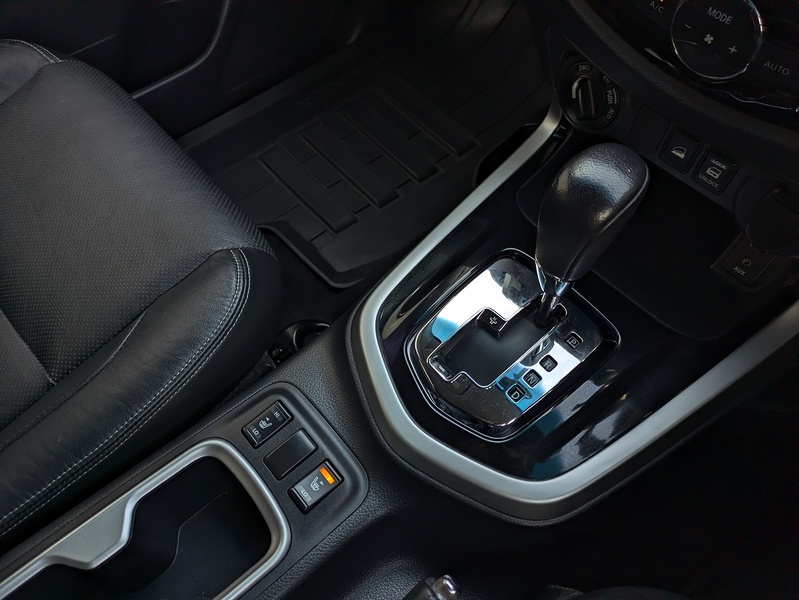 Used Nissan Navara 2017 for sale - 77502638: Photo 15