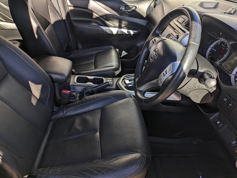 Used Nissan Navara 2018 for sale - 76740820: Photo 11