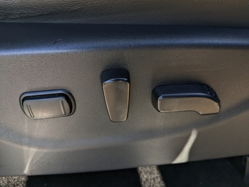 Used Nissan Navara 2018 for sale - 76740820: Photo 20