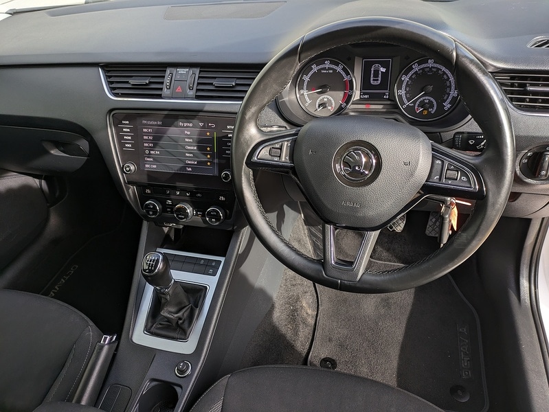 Used Skoda Octavia 2018 for sale - 76357060: Photo 2