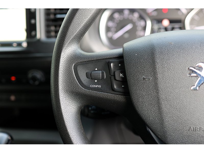 Used Peugeot Expert 2019 for sale - 78016641: Photo 30