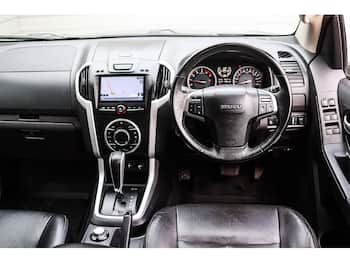 Used Isuzu D-Max 2018 for sale - 79787649: Photo
