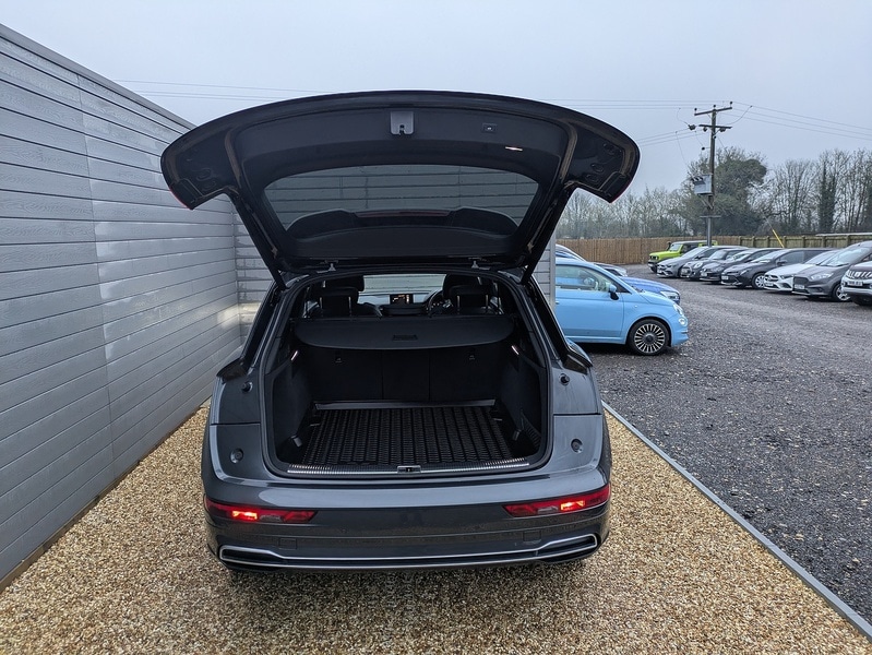 Used Audi Q5 2019 for sale - 77250852: Photo 15