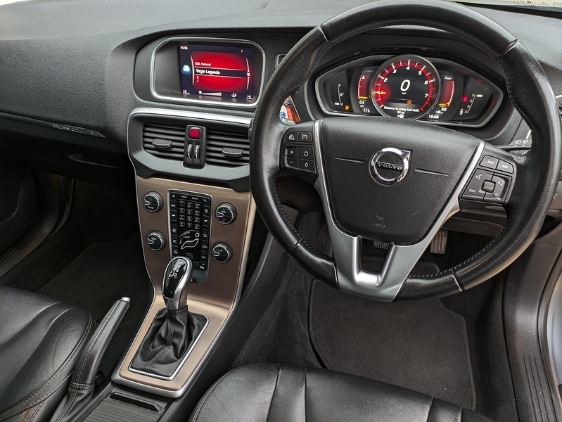 Used Volvo V40 2018 for sale - 77681445: Photo 21