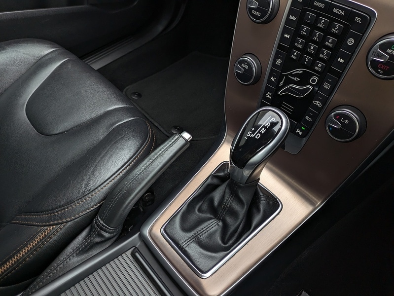 Used Volvo V40 2018 for sale - 77681445: Photo 22