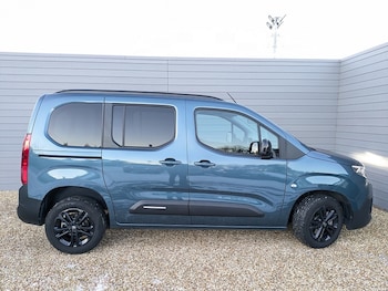 Used Citroen Berlingo 2024 for sale - 77096787: Photo