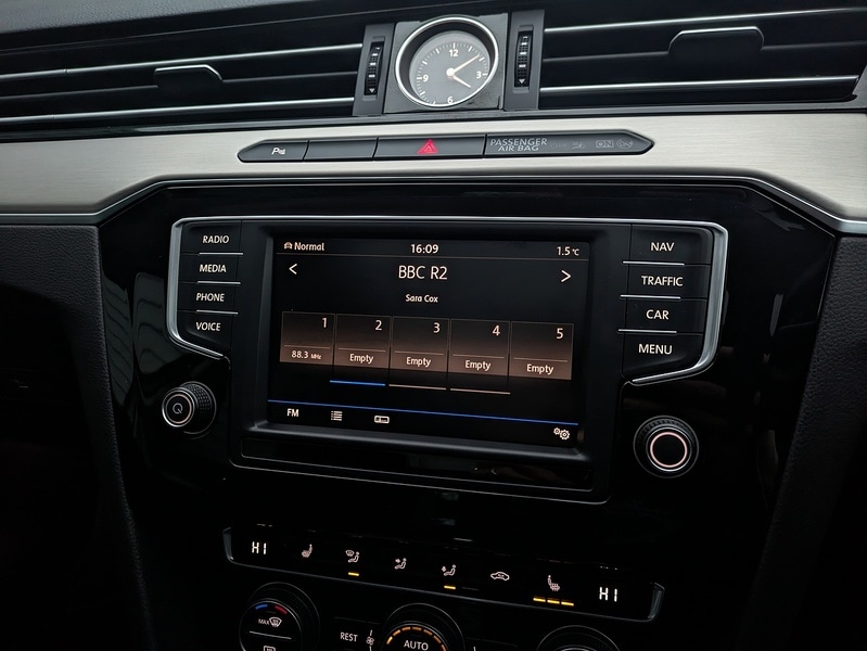 Used Volkswagen Passat 2016 for sale - 77154037: Photo 24