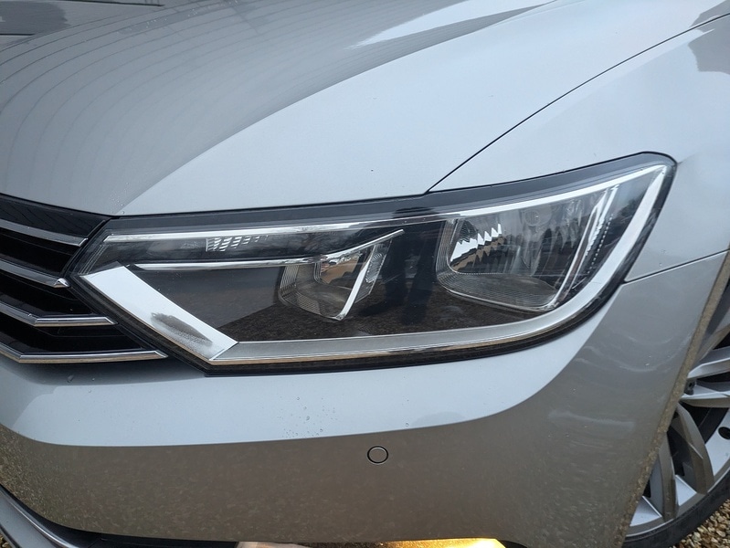 Used Volkswagen Passat 2016 for sale - 77154037: Photo 32