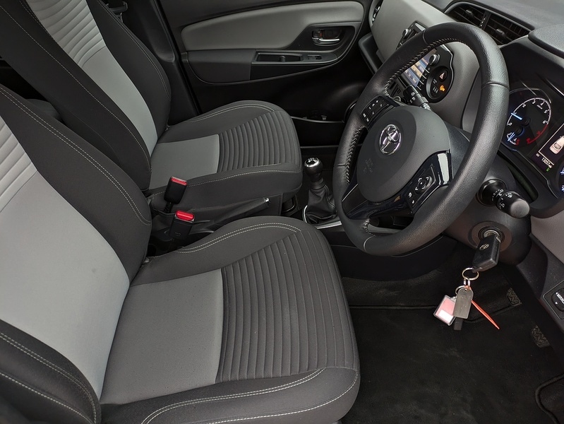 Used Toyota Yaris 2018 for sale - 76879322: Photo 10