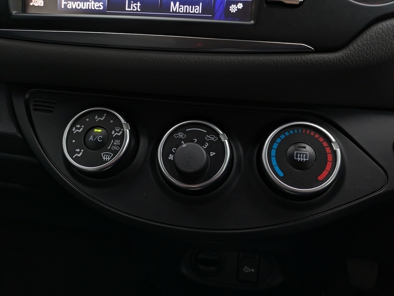 Used Toyota Yaris 2018 for sale - 76879322: Photo 13