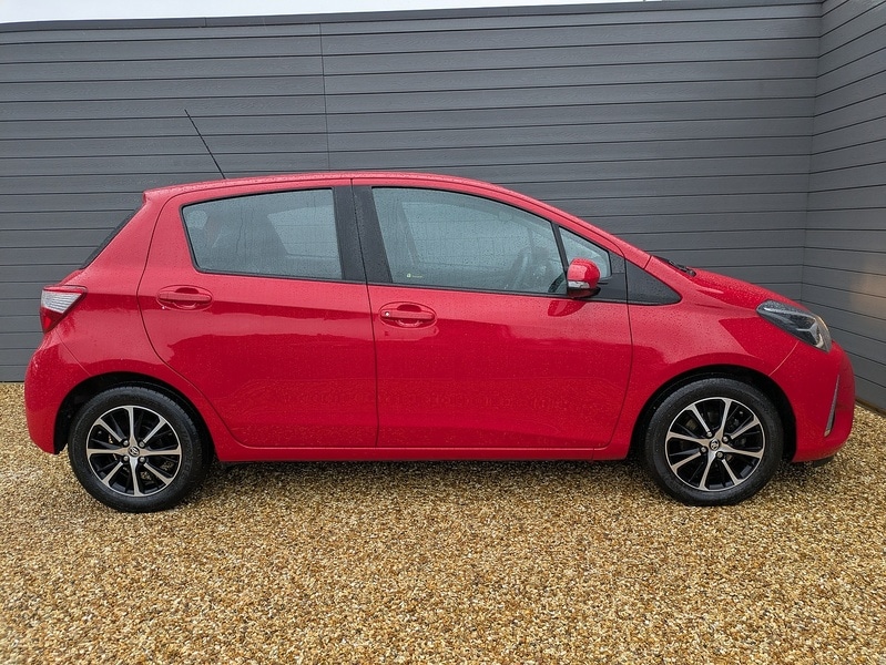 Used Toyota Yaris 2018 for sale - 76879322: Photo 5