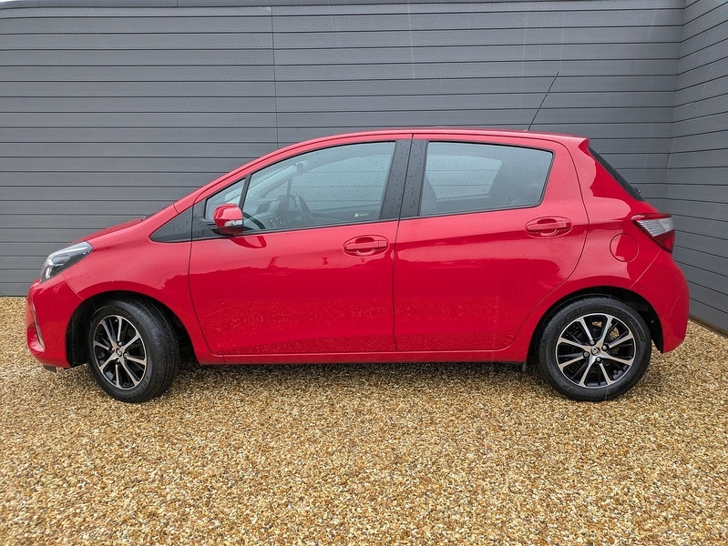 Used Toyota Yaris 2018 for sale - 76879322: Photo 6