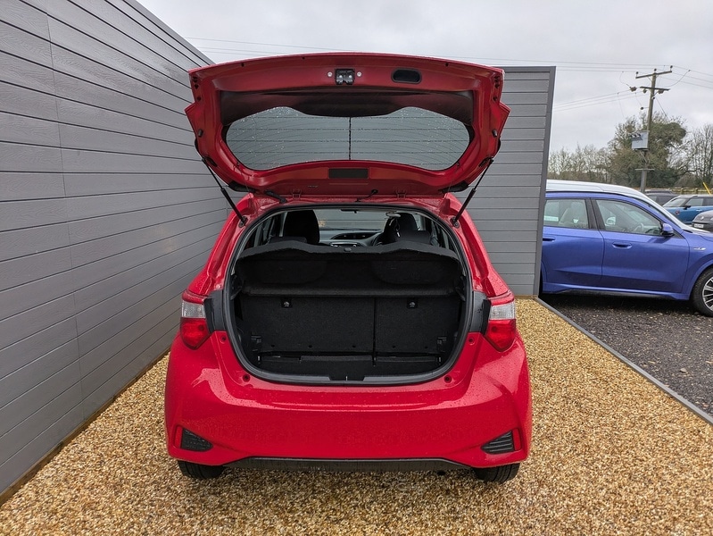 Used Toyota Yaris 2018 for sale - 76879322: Photo 8