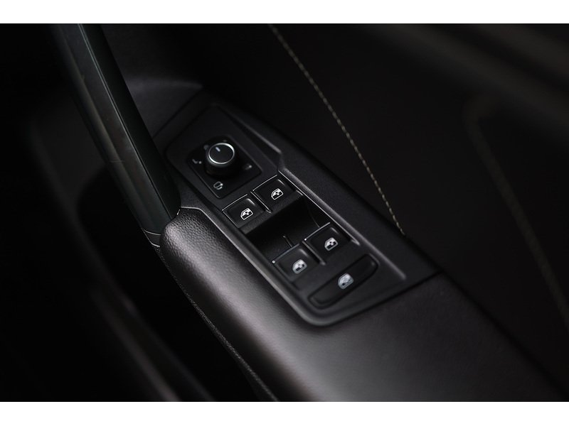 Used Volkswagen Tiguan 2021 for sale - 77984886: Photo 31