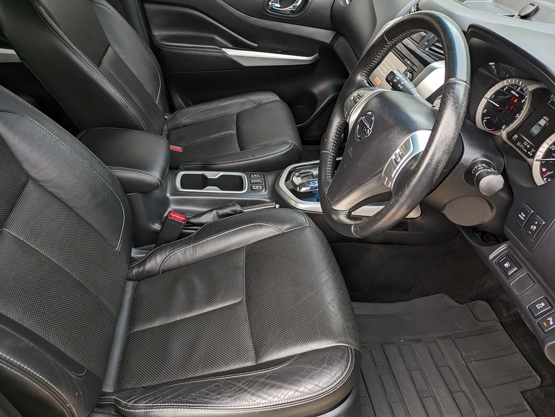 Used Nissan Navara 2018 for sale - 77572356: Photo 15
