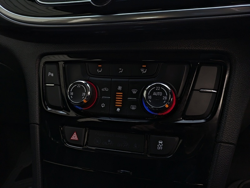 Used Vauxhall Mokka X 2018 for sale - 76643047: Photo 13