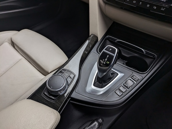 Used BMW 3 Series 2017 for sale - 76320166: Photo 13