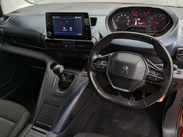 Used Peugeot Rifter 2019 for sale - 76288021: Photo 2