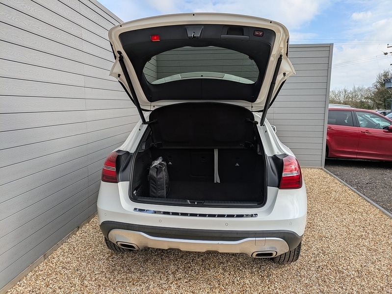 Used Mercedes-Benz GLA 2019 for sale - 77976814: Photo 14