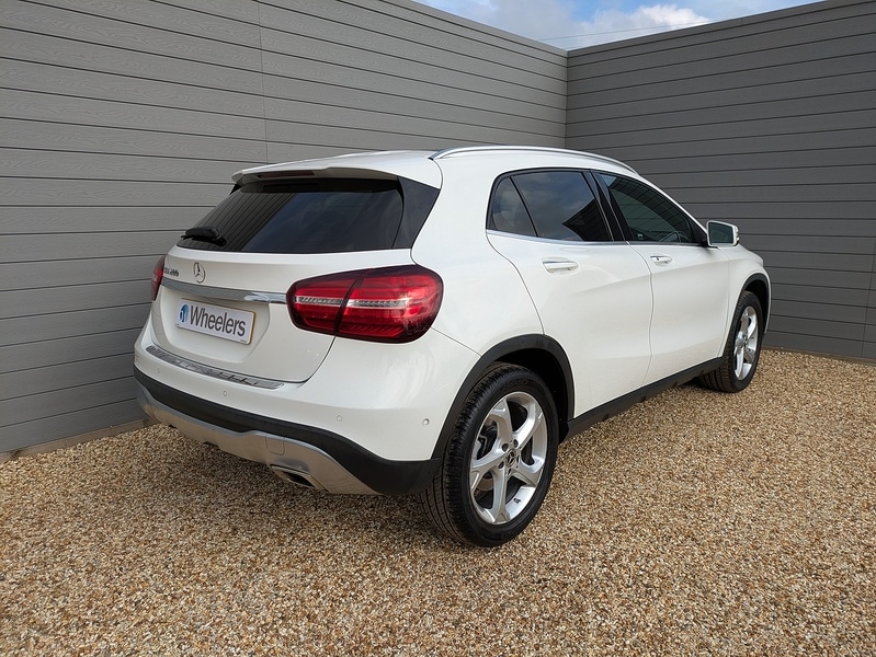 Used Mercedes-Benz GLA 2019 for sale - 77976814: Photo 3