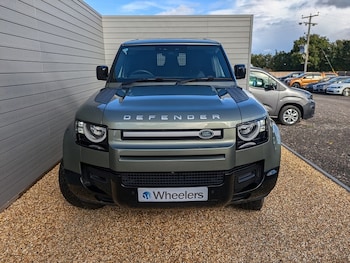 Used Land Rover Defender 110 2021 for sale - 75919602: Photo