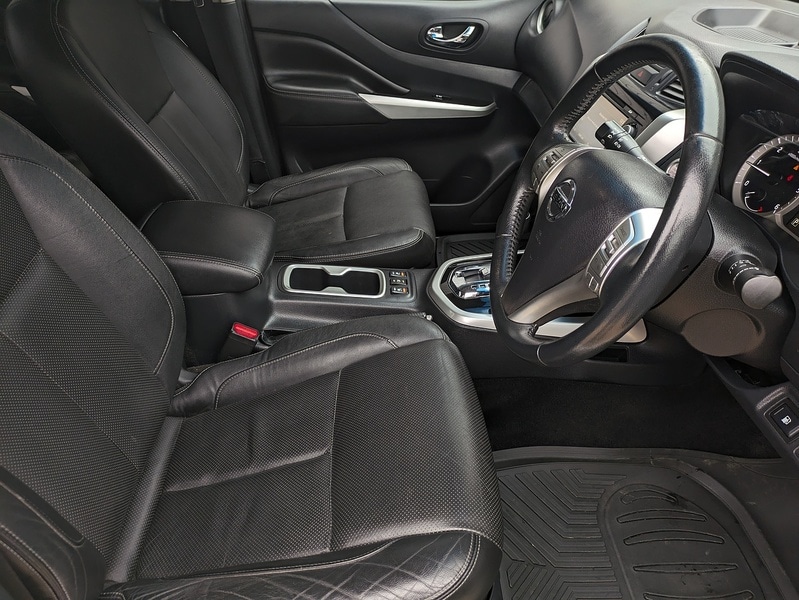 Used Nissan Navara 2017 for sale - 76267454: Photo 10