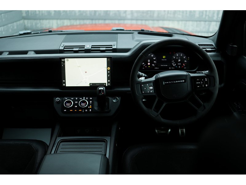 Used Land Rover Defender 110 for sale - 78045092: Photo 2