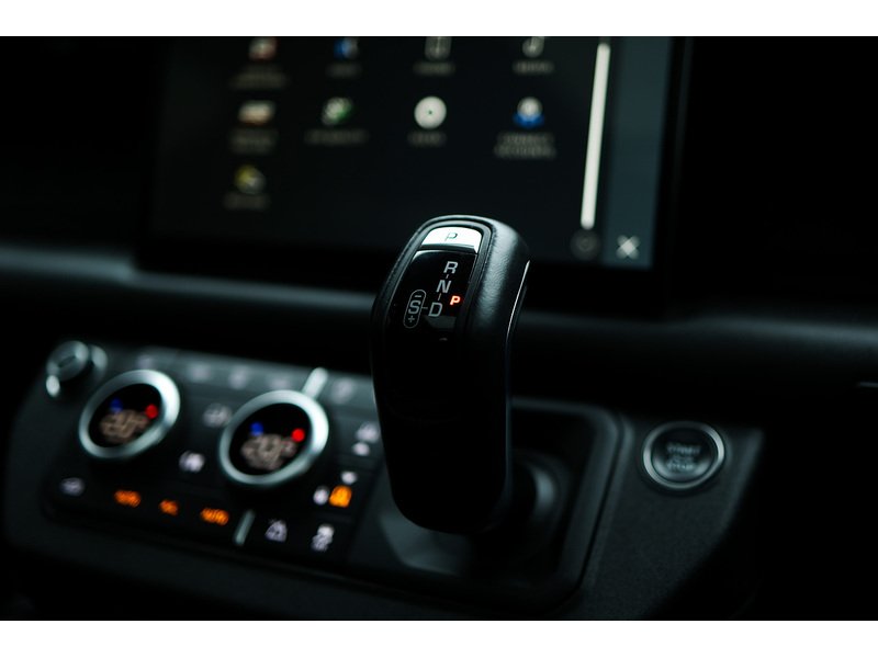 Used Land Rover Defender 110 for sale - 78045092: Photo 26