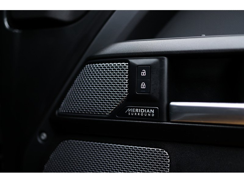 Used Land Rover Defender 110 for sale - 78045092: Photo 34