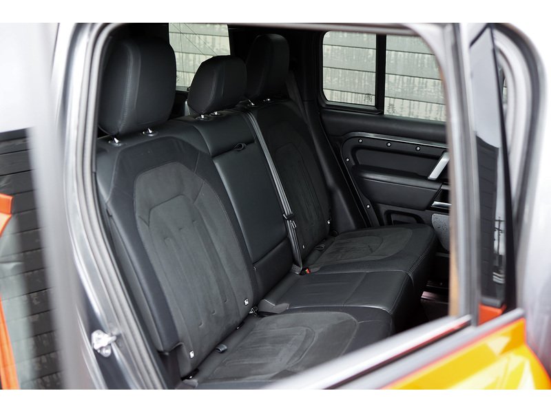 Used Land Rover Defender 110 for sale - 78045092: Photo 39