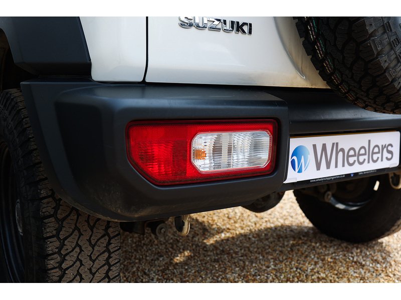 Used Suzuki Jimny 2022 for sale - 77984894: Photo 33