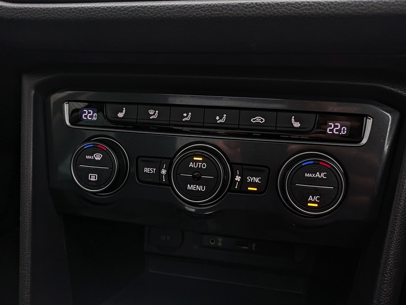 Used Volkswagen Tiguan 2017 for sale - 77781067: Photo 23