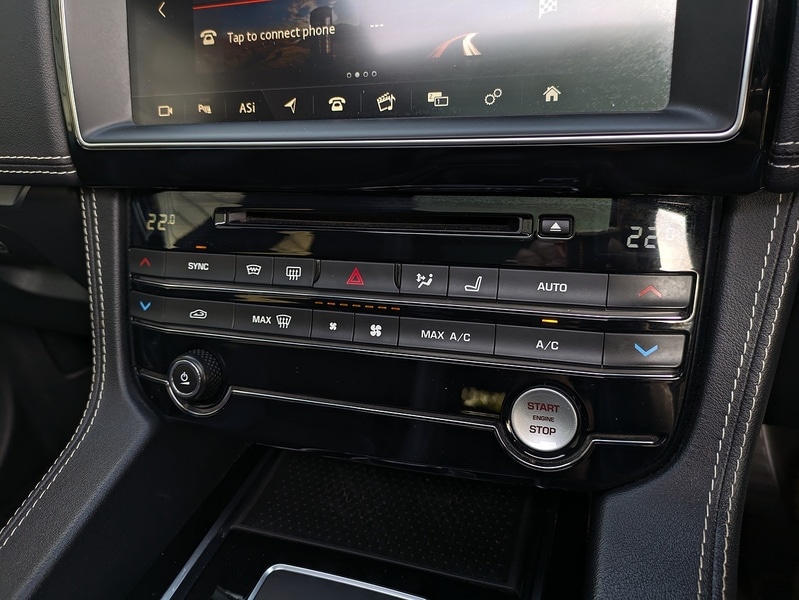 Used Jaguar F-Pace 2018 for sale - 76132999: Photo 15