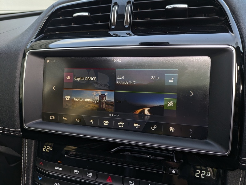 Used Jaguar F-Pace 2018 for sale - 76132999: Photo 17